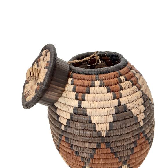 African Zulu Ukhamba Beer Basket & Lid 6" Traditional Unique Tribal South Africa - Picture 3 of 9